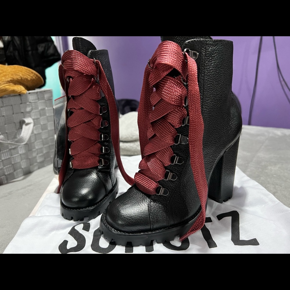 Schutz Zara booties